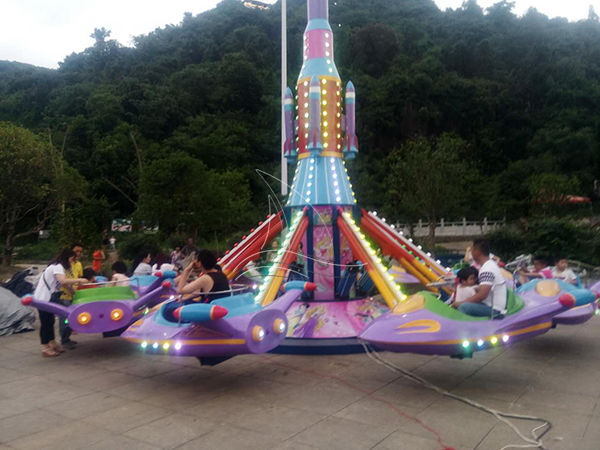 How to choose self control plane amusement equipment?